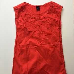 Gap shift dress with shell.